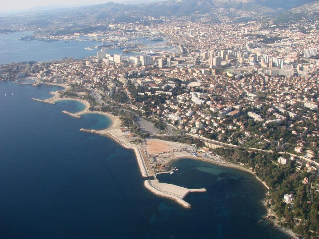 Superbe Logement Au Bord Des Plages Тулон Екстериор снимка