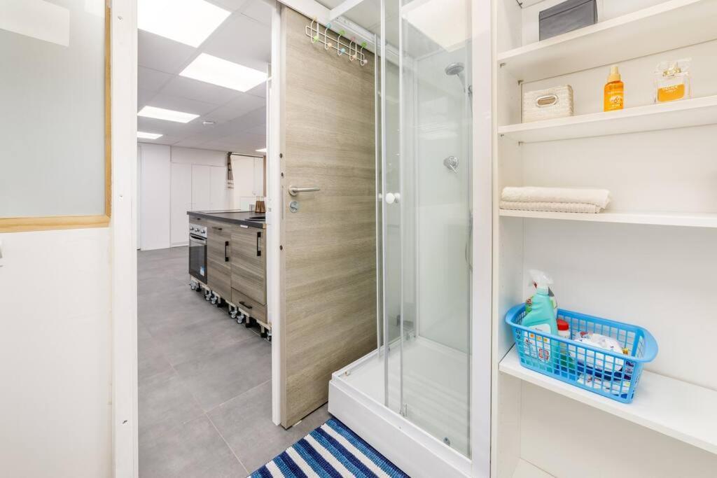Superbe Logement Au Bord Des Plages Тулон Екстериор снимка